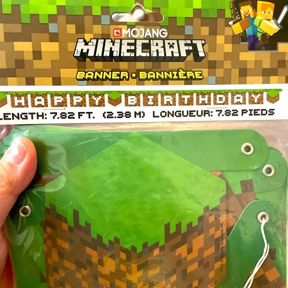 Minecraft Green Happy Birthday Banner -NWT